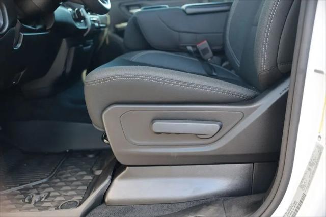 2026 Ram 1500 Tradesman Crew Cab 4x4 5'7" Box
