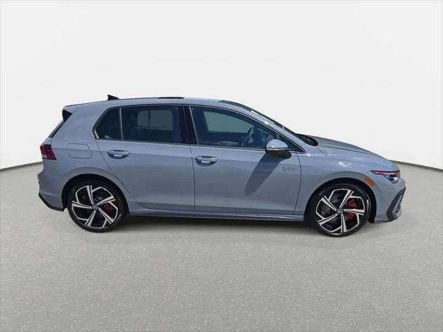 2026 Volkswagen Golf GTI SE