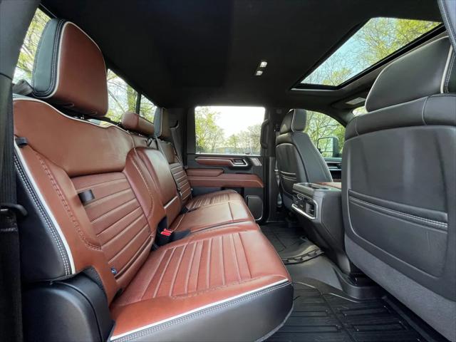 2025 GMC Sierra 2500HD 4WD Crew Cab Standard Bed Denali Ultimate