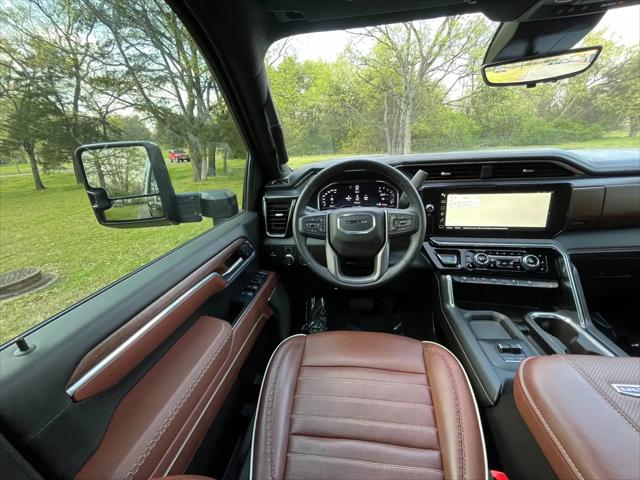 2025 GMC Sierra 2500HD 4WD Crew Cab Standard Bed Denali Ultimate