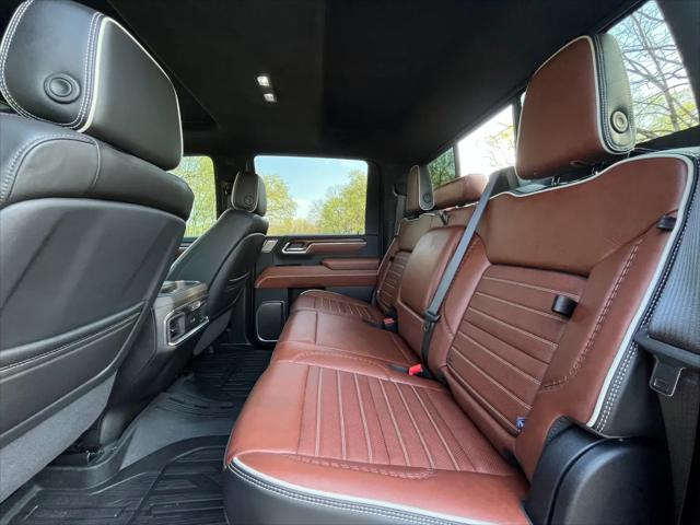 2025 GMC Sierra 2500HD 4WD Crew Cab Standard Bed Denali Ultimate