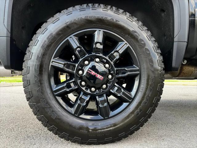 2025 GMC Sierra 2500HD 4WD Crew Cab Standard Bed Denali Ultimate