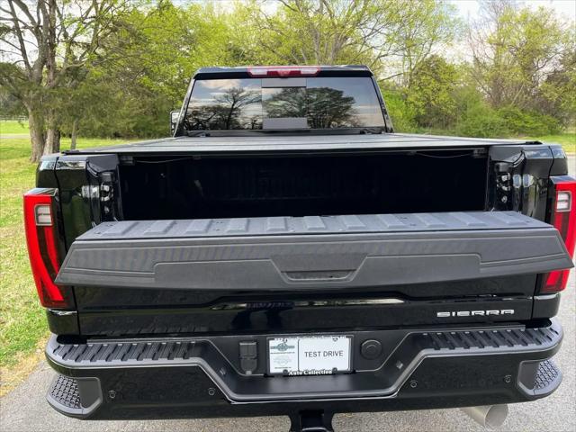 2025 GMC Sierra 2500HD 4WD Crew Cab Standard Bed Denali Ultimate