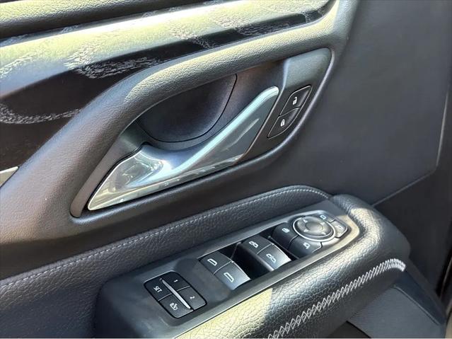 2023 GMC Yukon 4WD Denali