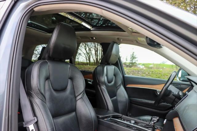 2019 Volvo XC90 T6 Inscription