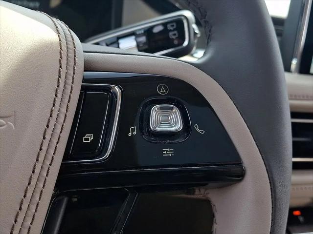 2022 Lincoln Aviator Standard