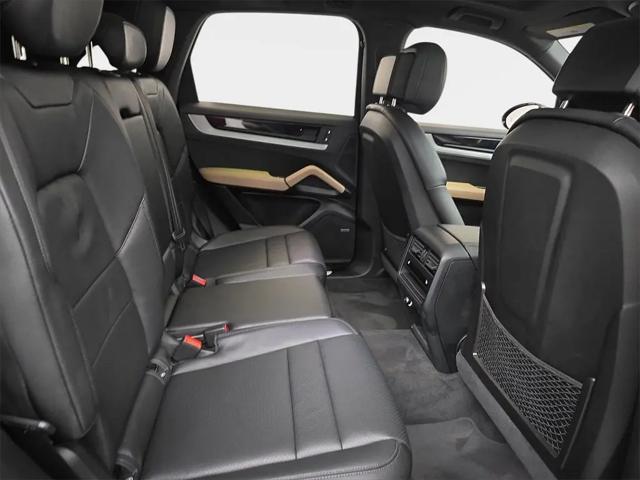 2024 Porsche Cayenne Cayenne