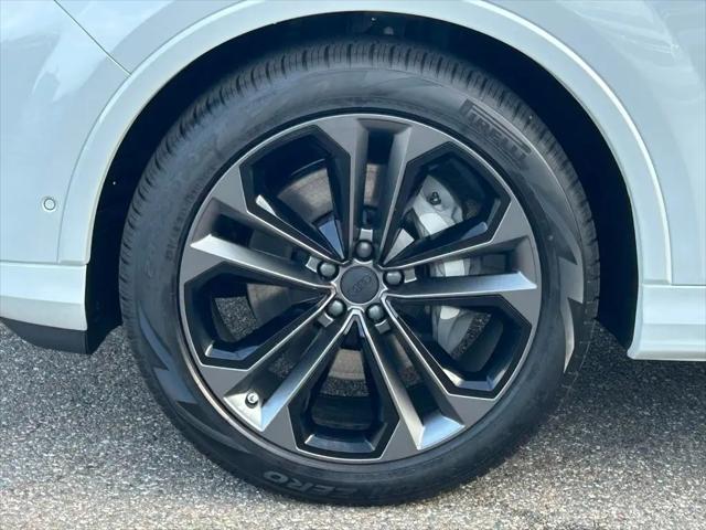 2026 Audi Q7 Premium Plus TFSI quattro tiptronic