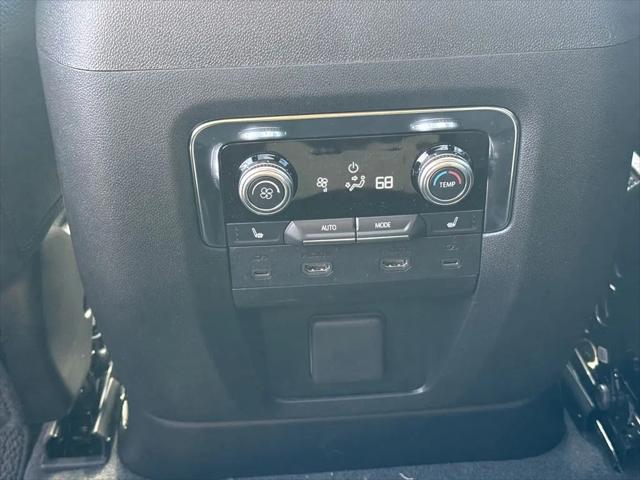 2026 GMC Yukon XL 4WD Denali