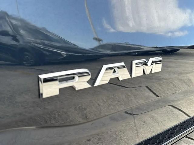 2026 Ram 1500 Lone Star Crew Cab 4x4 5'7" Box