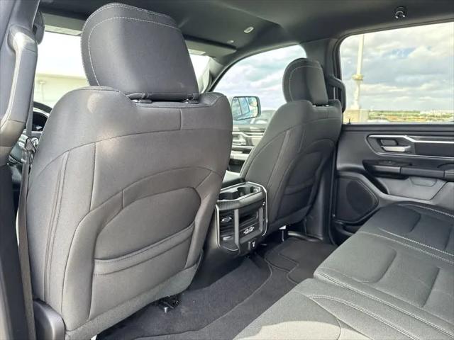 2026 Ram 1500 Lone Star Crew Cab 4x4 5'7" Box