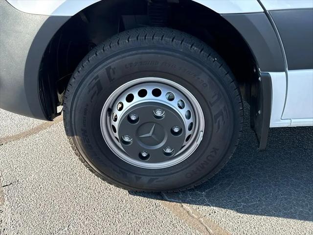 2024 Mercedes-Benz Sprinter 3500XD Chassis Standard Roof 4-Cyl Diesel HO