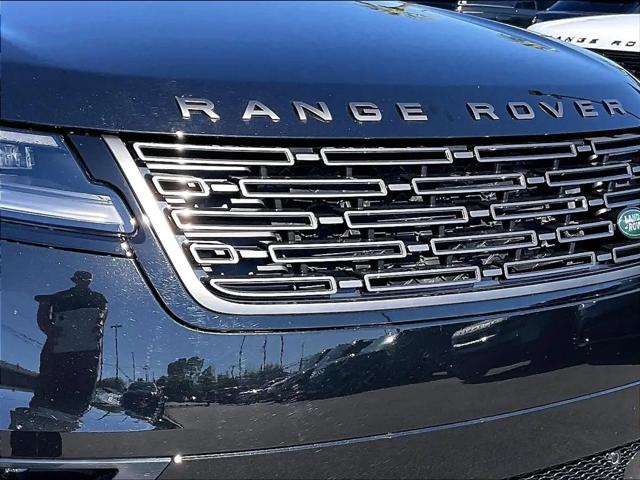 2026 Land Rover Range Rover Velar P250 Dynamic SE
