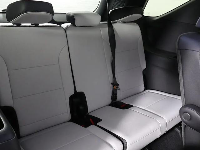 2025 Chevrolet Traverse AWD High Country