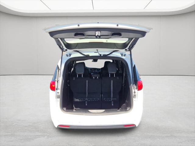 2026 Chrysler Voyager LX