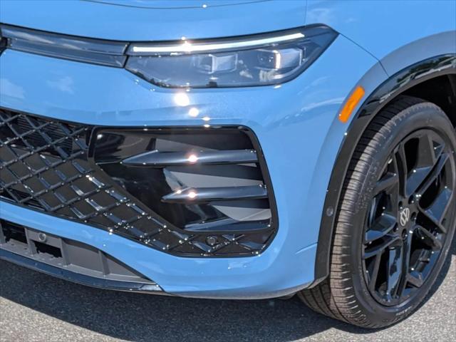2026 Volkswagen Tiguan SE R-Line Black