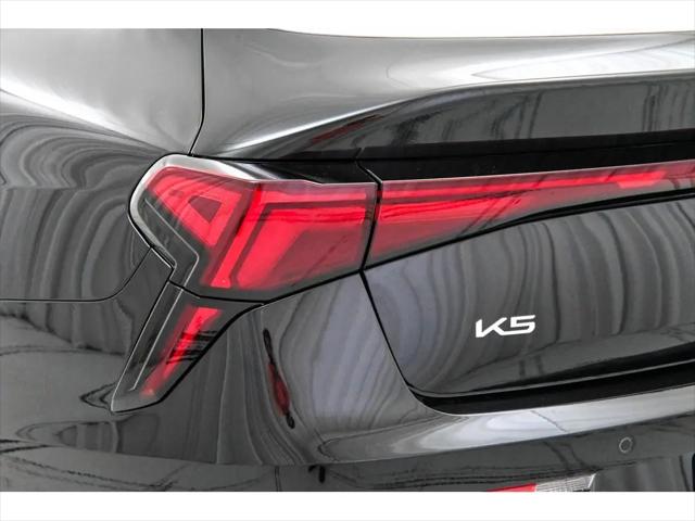 2026 Kia K5 LXS FWD