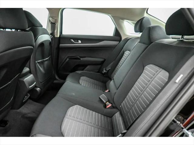 2026 Kia K5 LXS FWD