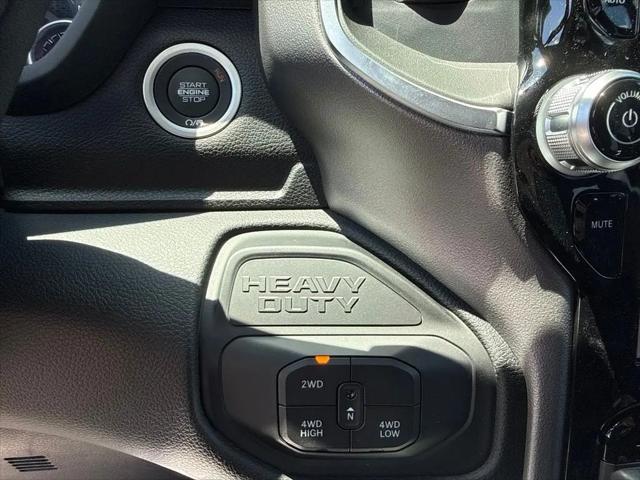2026 Ram 2500 Big Horn Crew Cab 4x4 64 Box