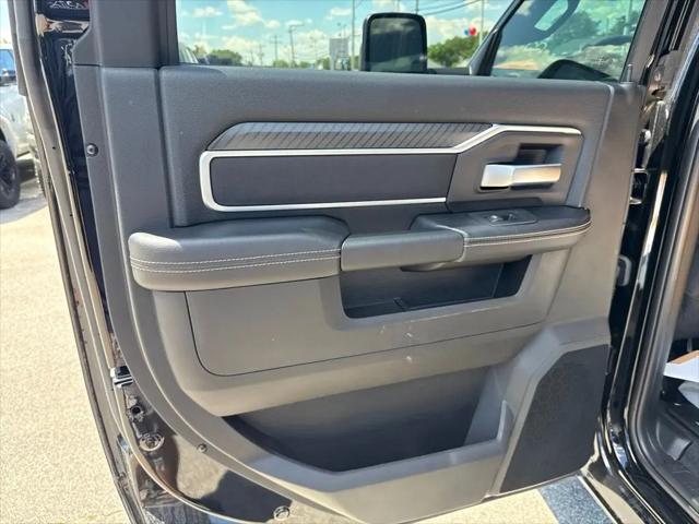 2026 Ram 2500 Big Horn Crew Cab 4x4 64 Box
