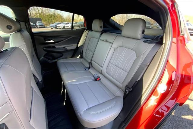2026 Buick NV Avenir FWD
