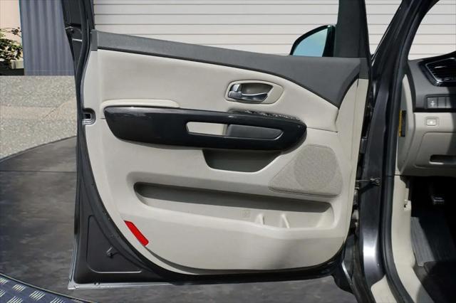 2015 Kia Sedona EX