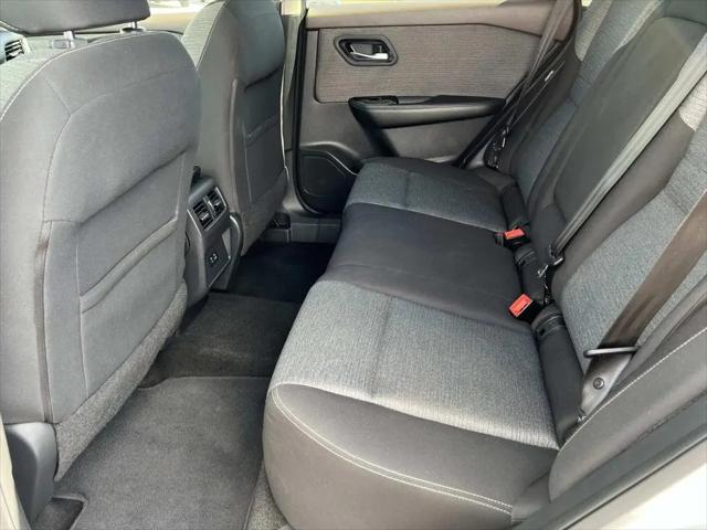 2021 Nissan Rogue SV FWD