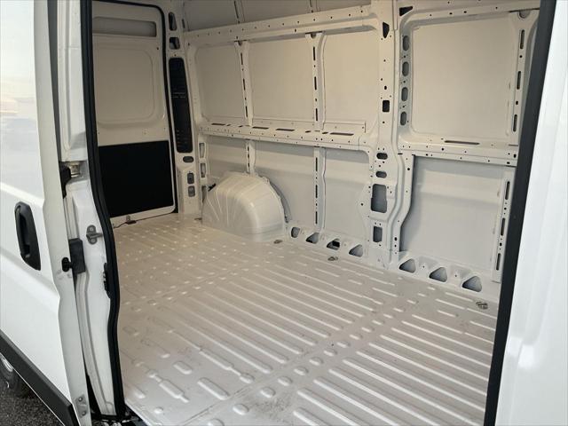 2026 Ram ProMaster 2500 Cargo Van Tradesman High Roof 159" WB w/Pass Seat