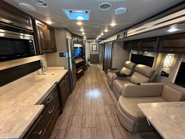 2019 Ford F-53 Base