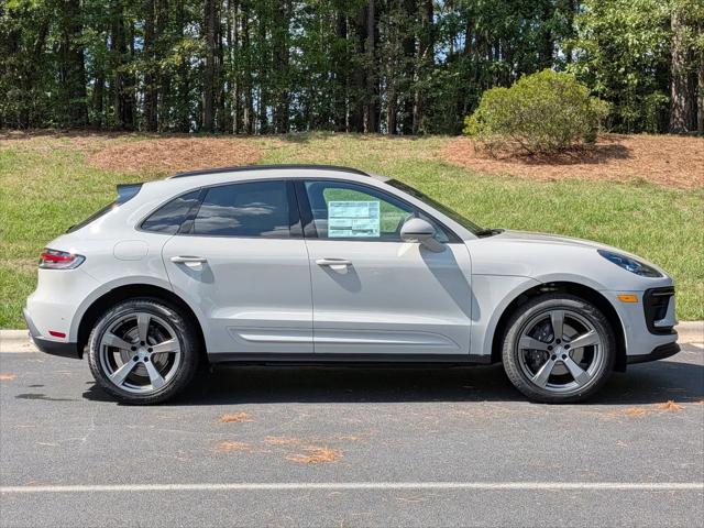 2026 Porsche Macan Macan
