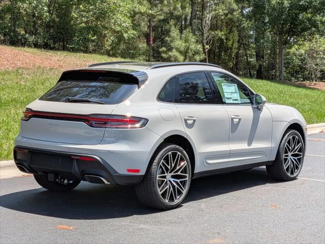 2026 Porsche Macan Macan