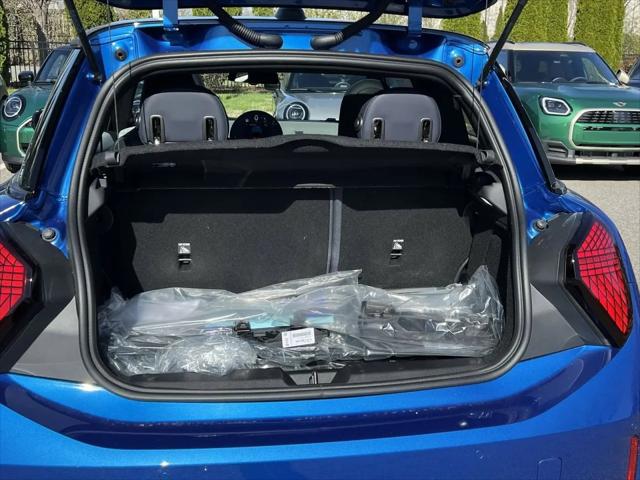 2026 MINI Hardtop Cooper