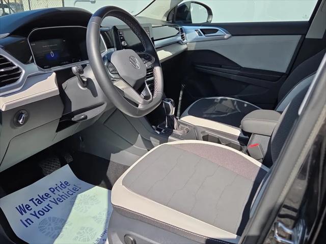 2025 Volkswagen Taos 1.5T SE