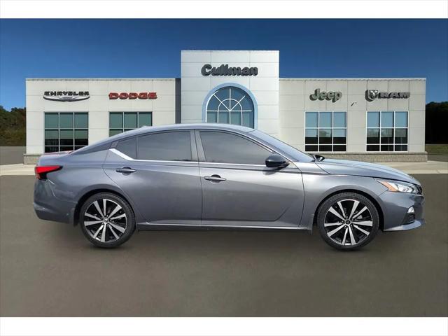 2021 Nissan Altima SR FWD