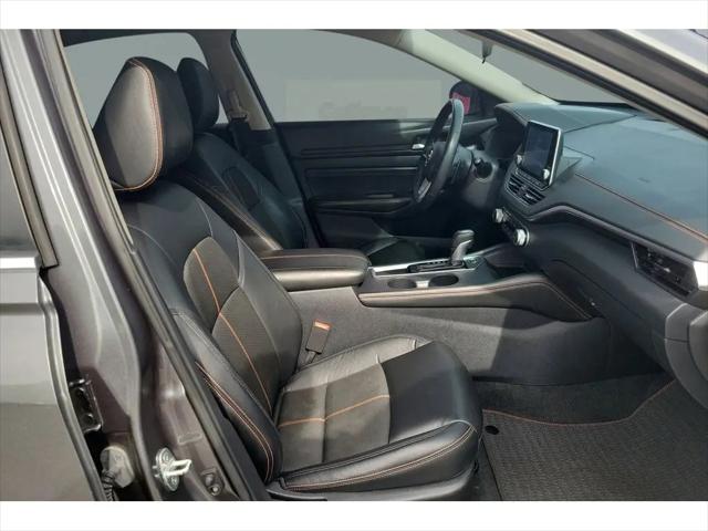 2021 Nissan Altima SR FWD