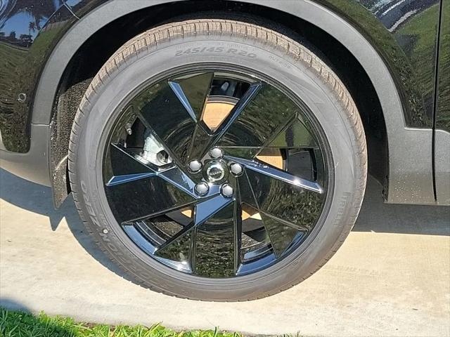 2026 Volvo XC40 Black Edition Ultra, B5 AWD Gas (mild hybrid)