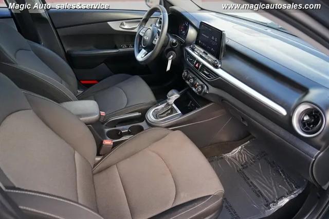 2024 Kia Forte LXS
