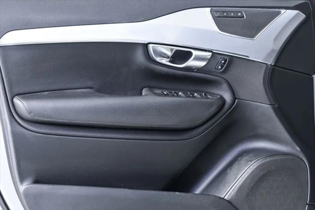 2018 Volvo XC90 T6 Momentum