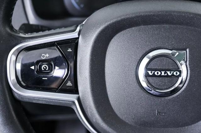 2018 Volvo XC90 T6 Momentum