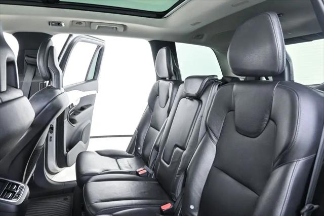 2018 Volvo XC90 T6 Momentum