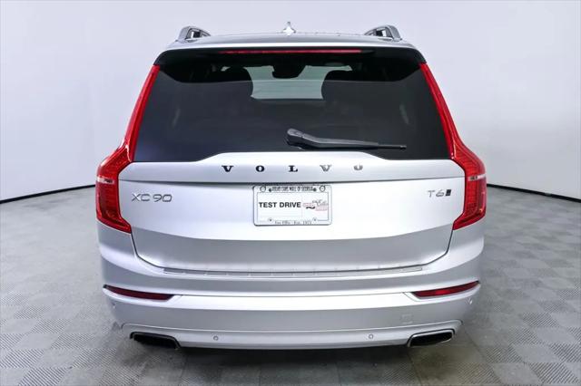 2018 Volvo XC90 T6 Momentum