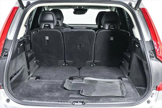 2018 Volvo XC90 T6 Momentum