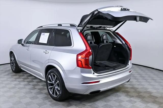 2018 Volvo XC90 T6 Momentum