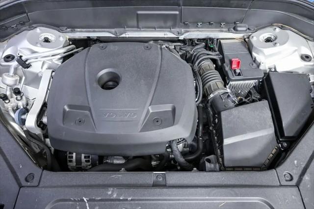 2018 Volvo XC90 T6 Momentum