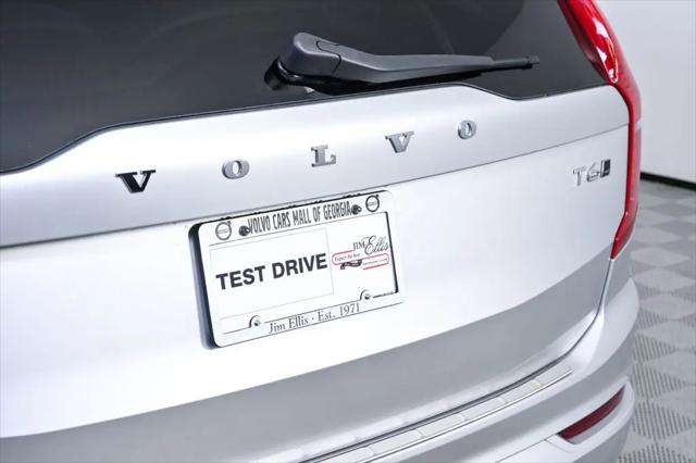 2018 Volvo XC90 T6 Momentum