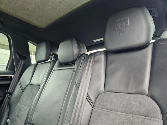 2018 Porsche Cayenne Platinum Edition