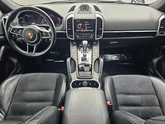 2018 Porsche Cayenne Platinum Edition