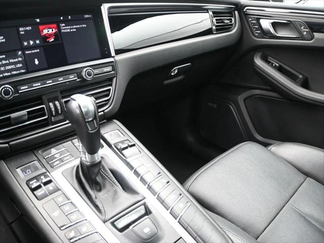 2019 Porsche Macan Macan