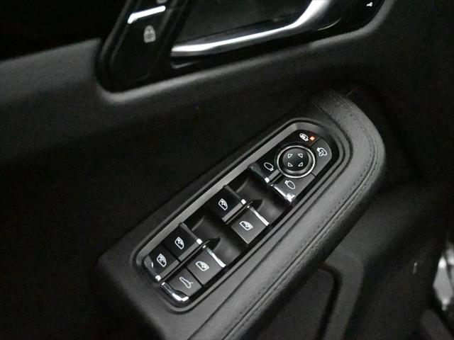2019 Porsche Macan Macan