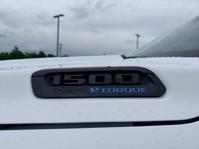 2022 Ram 1500 Big Horn Crew Cab 4x2 5'7" Box